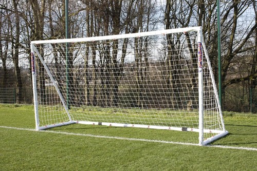 Samba fold goal - fold-a-goal, football